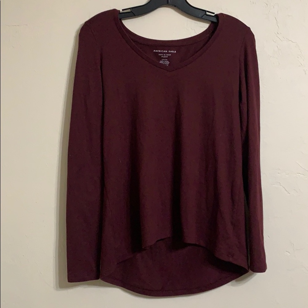 An American Eagle soft and sexy long sleeve shirt.